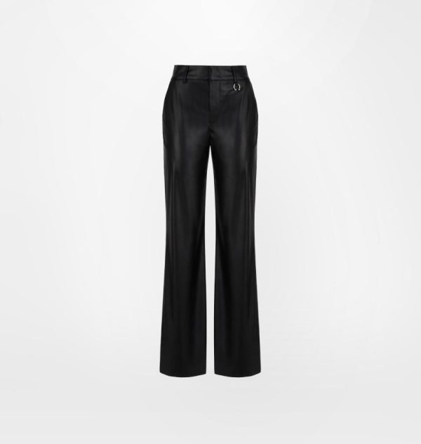 Maureenriley.shop6151c85c20 1