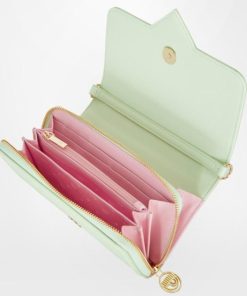 Maureenriley.shop6286310bce 2