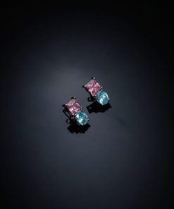 Maureenriley.shop71772e8e24 1